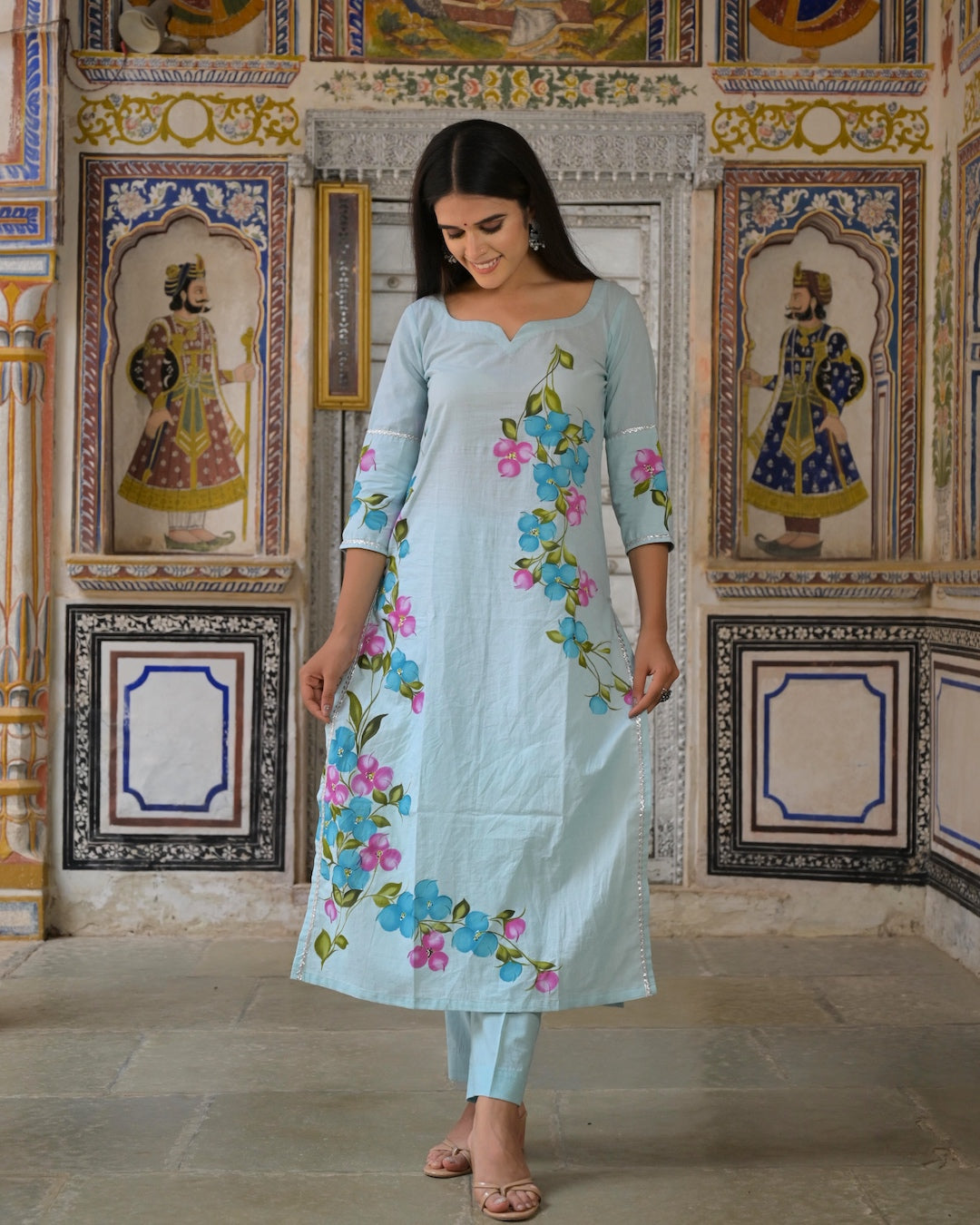 Why Kurtas are Every Woman's Timeless Wardrobe Essential?